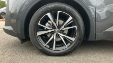 Toyota C-HR 1.8 Hybrid Design 5dr CVT Hybrid Hatchback